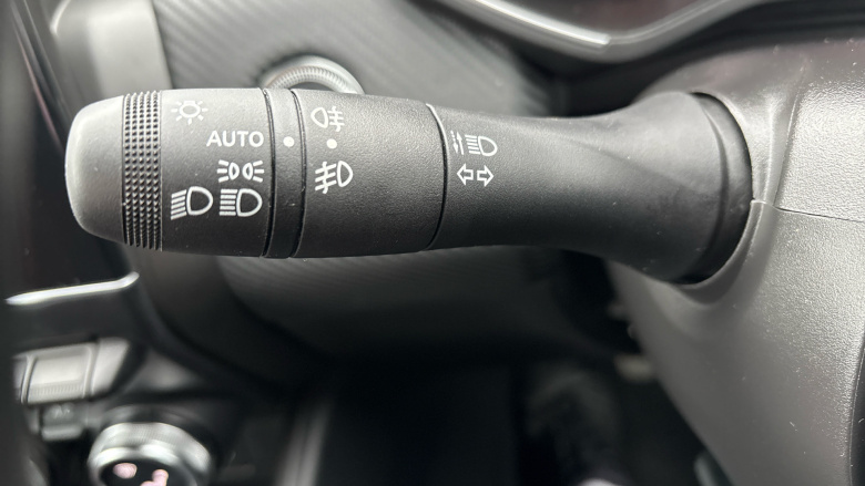 Renault Clio 1.0 TCe 90 RS Line 5dr Petrol Hatchback